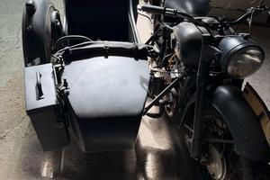 Moto d'epoca DNEPR k750 1945 militare