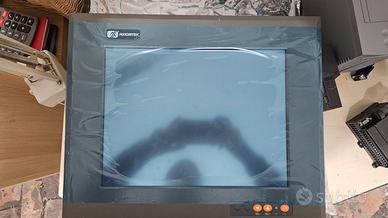 Panel PC Axiomtek P1150-675R-RC W industriale