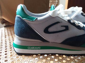 Sneaker in Camoscio Colore Blu Alberto GUARDIANI