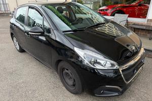 Peugeot 208 BlueHDi 75 5 porte Allure