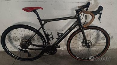 Gravel 55 in carbonio 