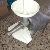 Spremipomodoro per salsa motorizzato
