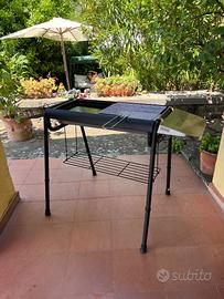 Barbecue portatile a legna