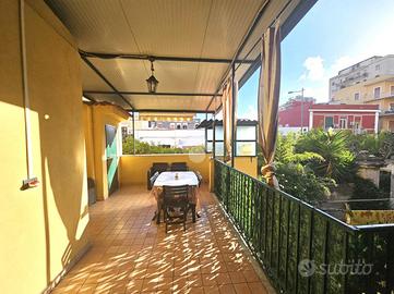 3 LOCALI A TORRE ANNUNZIATA