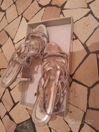 Sandali da donna Catherine K, usate pochissimo