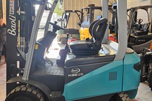 Carrello elevatore elettrico 2500kg