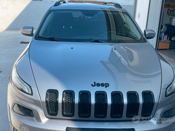 Jeep Cherokee night eagle