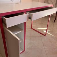 Tavolo ikea ragazzi senza porta libreria