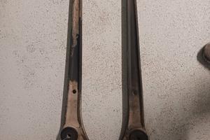 Toyota land cruiser bracci anteriori. 