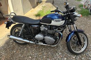 Triumph bonneville - anno 2010