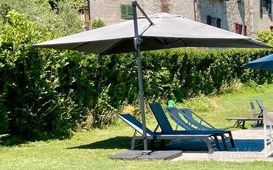 2 ombrelloni 3x4 m completi di base