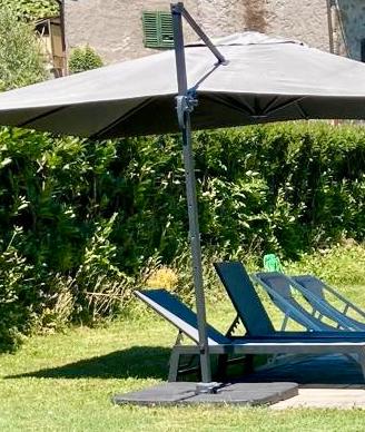 2 ombrelloni 3x4 m completi di base