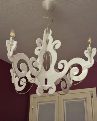 Lampadario moderno in plexiglass