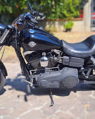 HARLEY-DAVIDSON FXDWG Dyna Wide Glide .