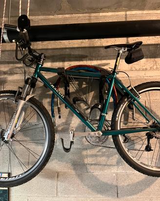 BICICLETTA MTB 26”