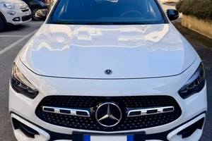 GLA 200D AMG LINE PREMIUM ADVANCE