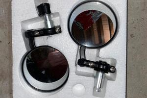 Specchietti manubrio moto