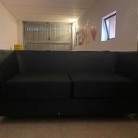 Divano 2 posti e poltrona