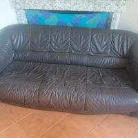 divano in pelle 