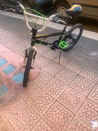Bicicletta BMX