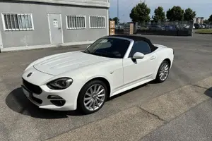 Fiat 124 spider