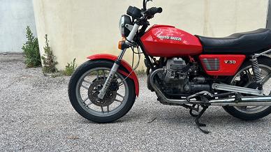 Moto Guzzi V 50 - 1982