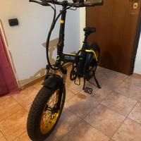Bici elettrica minimax argento