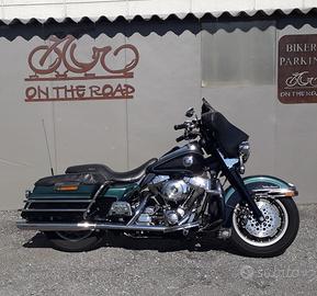 Harley Davidson FLHTCU