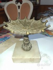 Centrotavola/soprammobile antico in marmo e bronzo