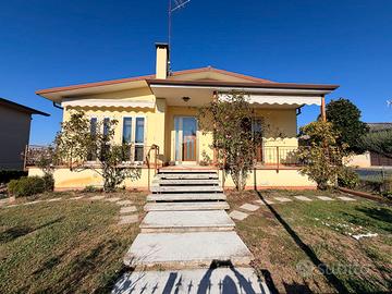 CASA SINGOLA A VILLA BARTOLOMEA