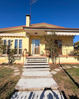 CASA SINGOLA A VILLA BARTOLOMEA
