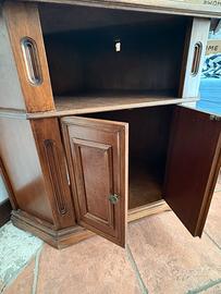 Mobile in legno massello
