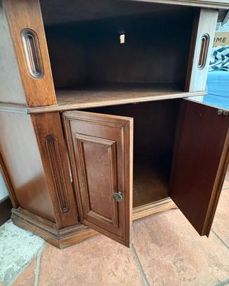 Mobile in legno massello