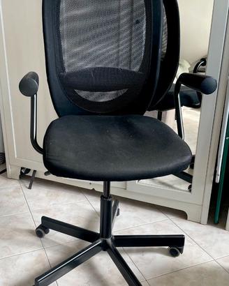 Sedia da ufficio Flintan con braccioli