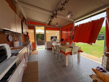 CASA SEMINDIPENDENTE A MASSA