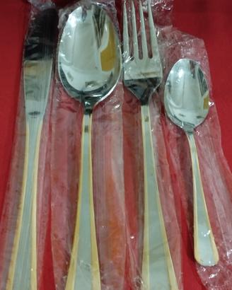 set 4 posate acciaio e oro  nuove ABERT