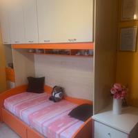 Cameretta a ponte con angolo armadio