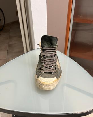 Golden goose