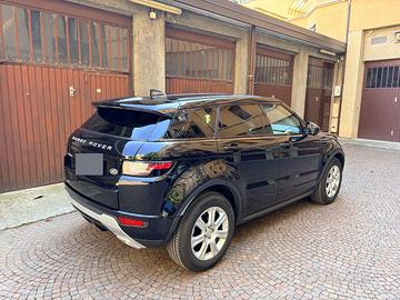 Range Rover Evoque 2.0 Si4 240CV SE Dynamic AWD