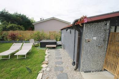 Villa di 110 m² con 3 locali e box auto doppio a A