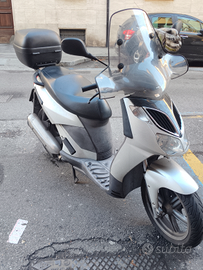 Scooter Aprilia 125