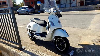vespa 300 gts super sport 2013