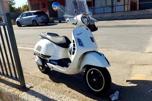 vespa 300 gts super sport 2013