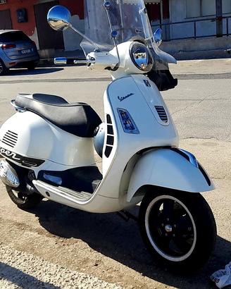 vespa 300 gts super sport 2013