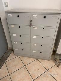 mobile archivio con cassetti