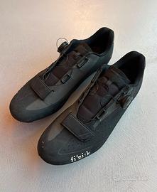 Scarpe da bici strada Fizik
