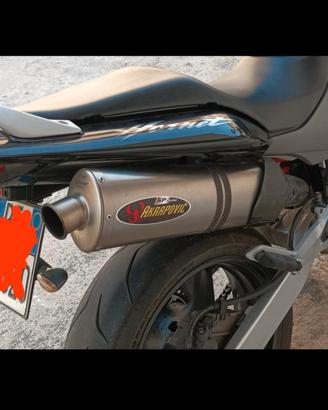 Terminale di scarico Akrapovic per Hornet 600