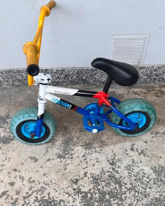Mini bmx