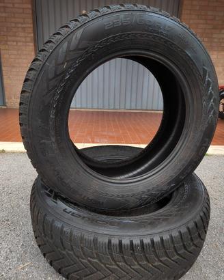 nr.2 Pneumatici Nokian Weatherproof SUV 235/60 R17