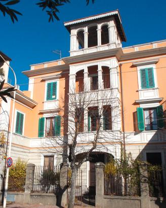 Appartamento dell'800 su 2 piani in stile Liberty
